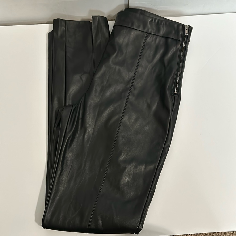 Idem Ditto Black Faux Leather Skinny Pants NWOT Women Size MED Vegan High Rise - Picture 2 of 16